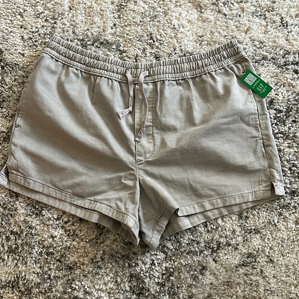 Gap Pull-on short